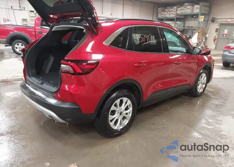 2023 Ford Escape Active z USA, uszkodzony, nr VIN 1FMCU9GN9PUB07098